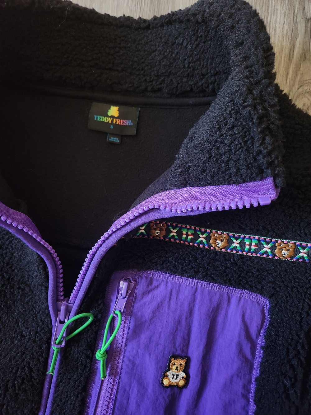 Small Oversized Black Teddy Fresh Fleece Jacket with Embroidery - NWOT - Picture 2 of 4